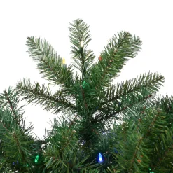 Pre-Lit Christmas Trees*The Holiday Aisle 5.5' Green Artificial Christmas Tree With 165 Multicolored Led Lights With Stand