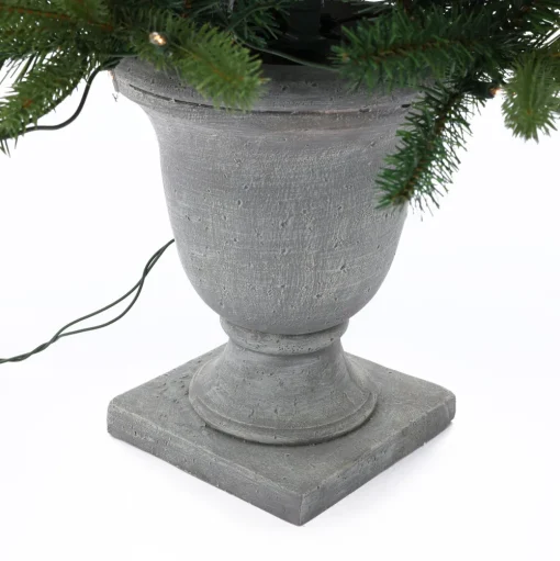 Pre-Lit Christmas Trees*The Holiday Aisle 4'31" H Green Artificial Fir Christmas Tree With 70 Led Lights