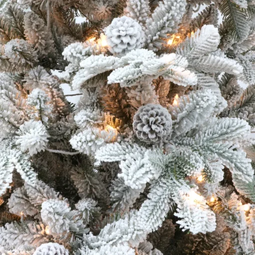 Pre-Lit Christmas Trees*The Holiday Aisle 7'6" H Green Realistic Artificial Pine Frosted Christmas Tree With 450 Lights