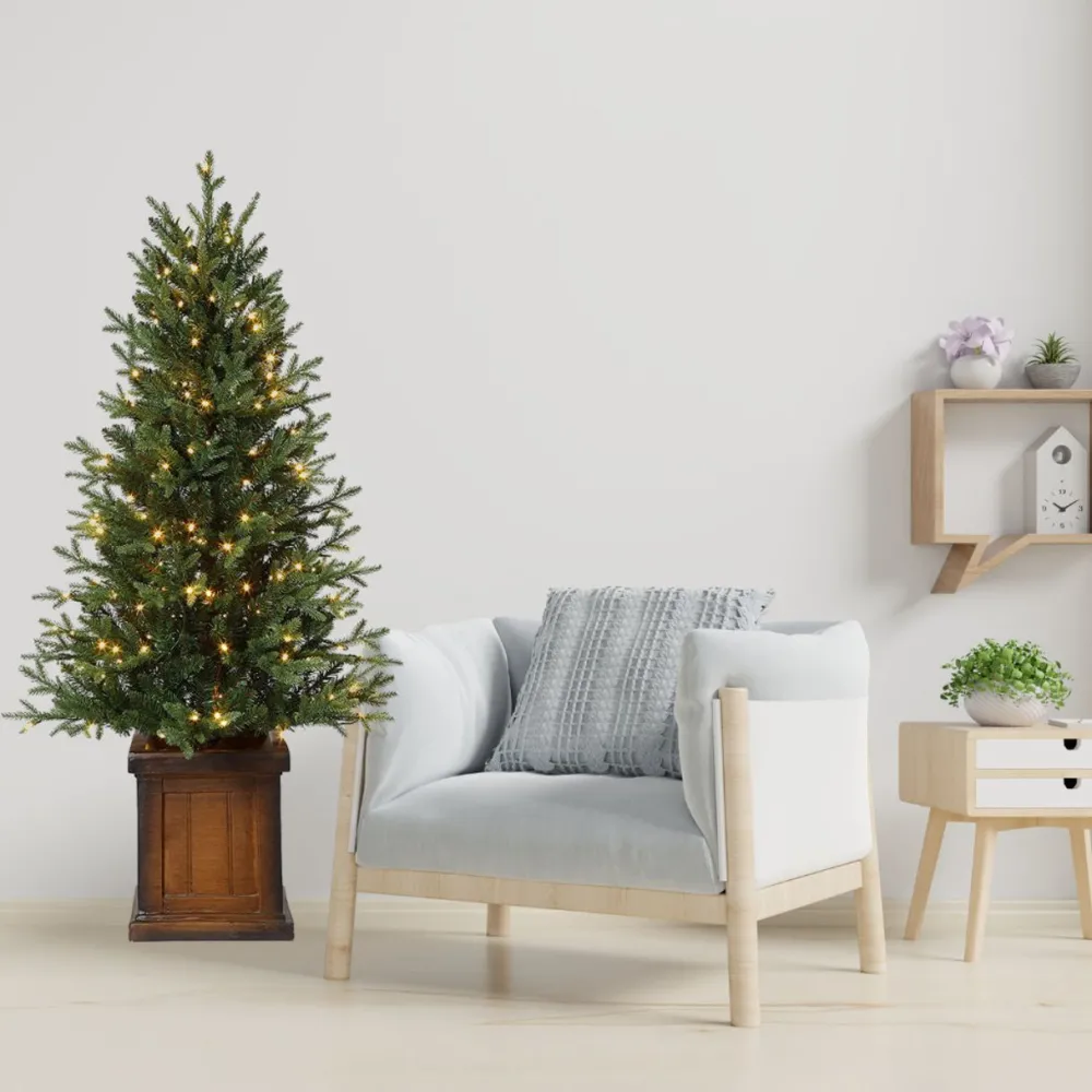 Pre-Lit Christmas Trees*Haute Decor 4'6" H Green Realistic Fir Artificial Christmas Tree With 200 Led Lights