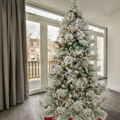 Pre-Lit Christmas Trees*The Holiday Aisle 108" H White Fir Christmas Tree With 900 Incandescent Lights And Pinecones