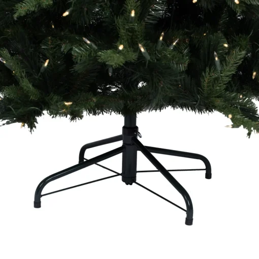 Pre-Lit Christmas Trees*Vickerman Green Realistic Spruce Christmas Tree With Led Lights
