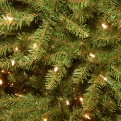 Pre-Lit Christmas Trees*The Twillery Co. Jack Green Spruce Artificial Christmas Tree With 700 Clear/White Lights