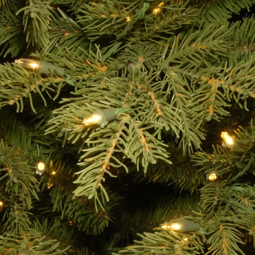 Pre-Lit Christmas Trees*Greyleigh Nordic Spruce Green Realistic Artificial Spruce Cashmere Christmas Tree