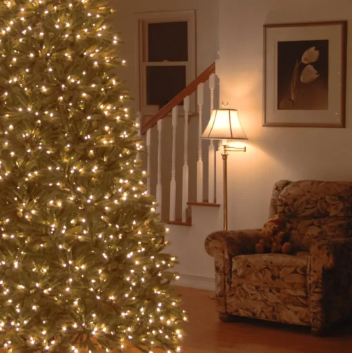 Pre-Lit Christmas Trees*Steelside Omnia Green Realistic Fir Christmas Tree With Led Lights