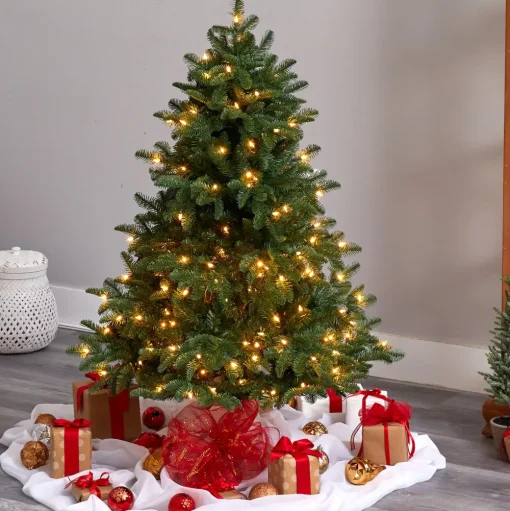 Pre-Lit Christmas Trees*The Holiday Aisle South Carolina 5' Green Spruce Artificial Christmas Tree With 300 Clear Lights