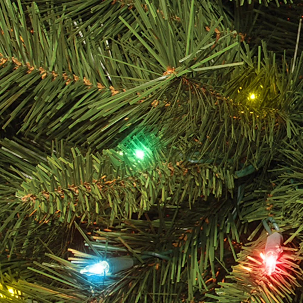 Pre-Lit Christmas Trees*The Holiday Aisle Winchester 7.5' Green Pine Artificial Christmas Tree With 500 Multi-Colored Lights
